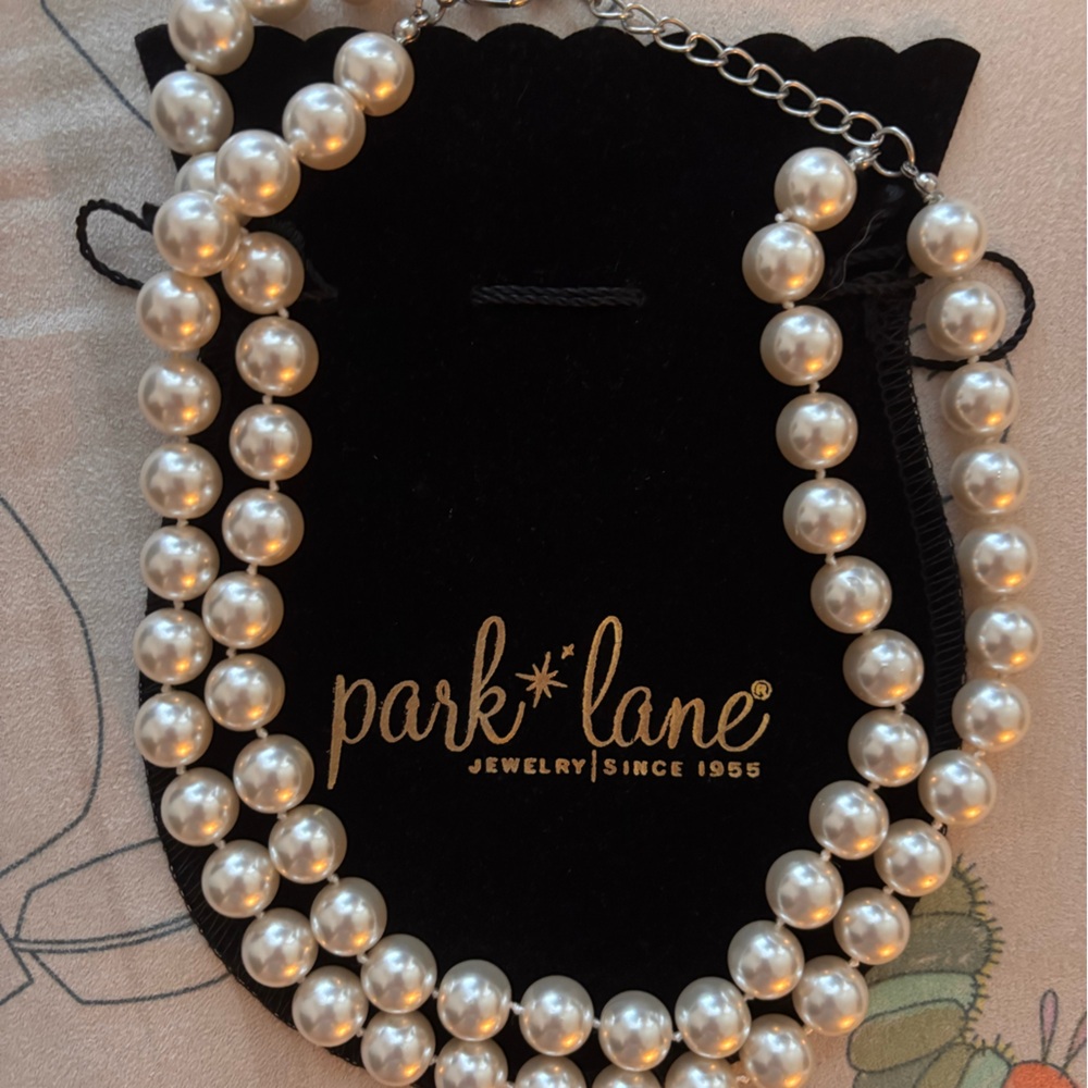 Park Lane Cream Pearl Necklace with Silver Chain Accent
